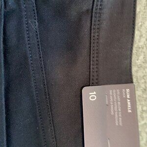J Jill Authentic Fit Slim Ankle Black Denim Jeans Size 10 NWT!